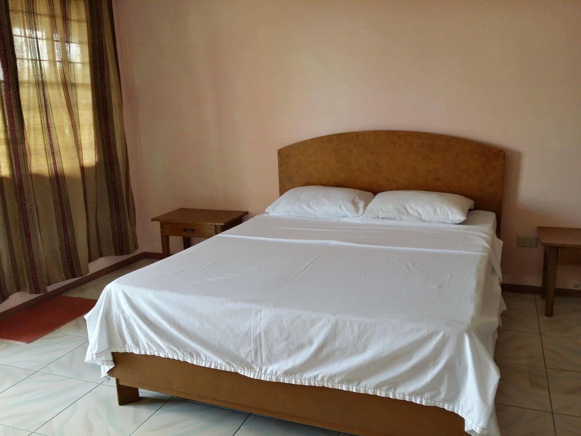 El Paso Inn Tagaytay City Εξωτερικό φωτογραφία
