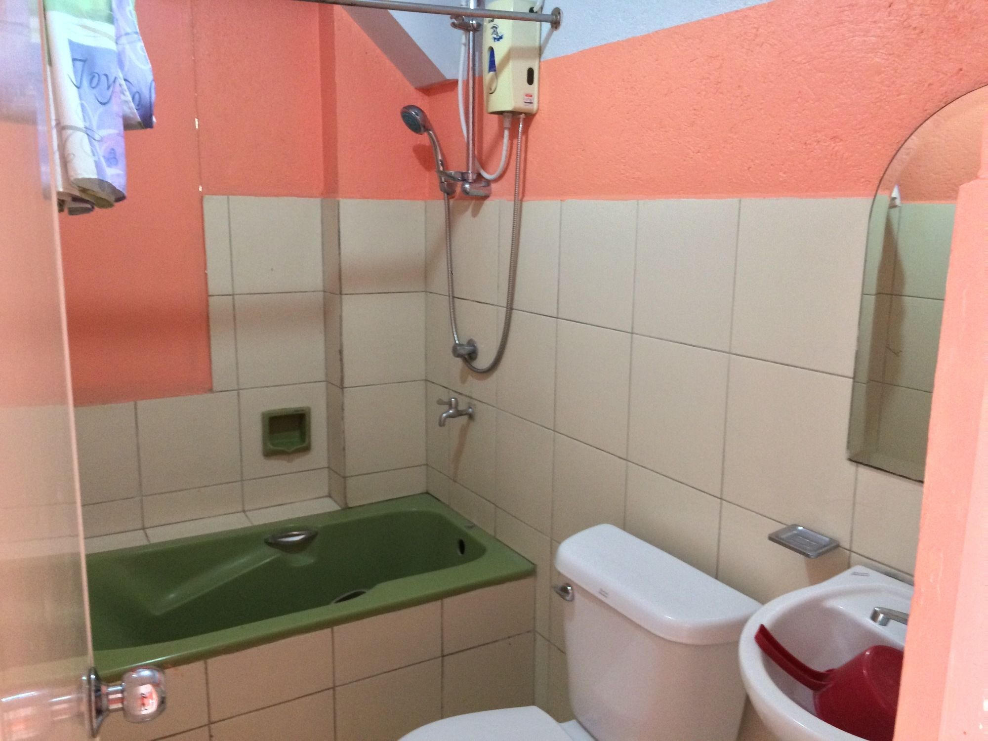 El Paso Inn Tagaytay City Εξωτερικό φωτογραφία